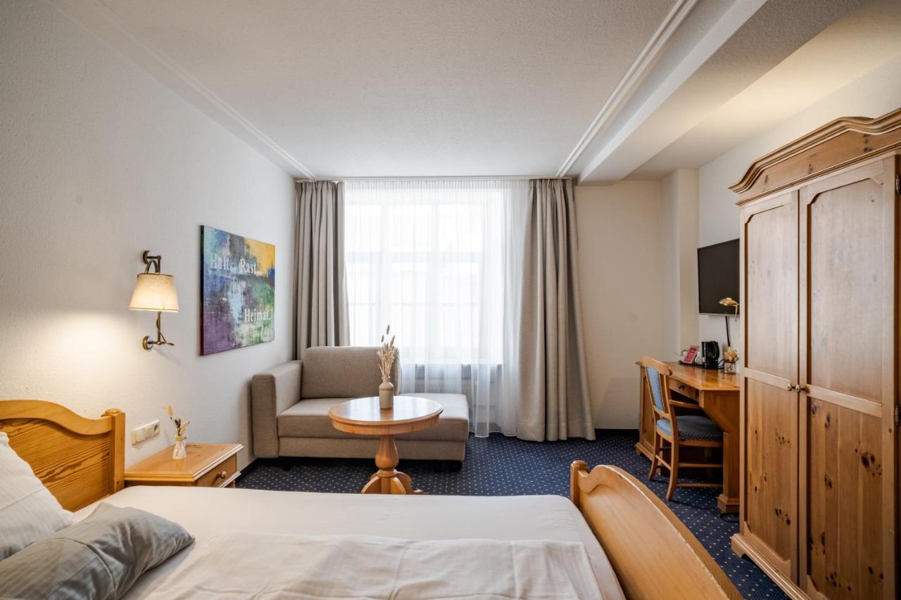 Hotel Goldener Hirsch カウフボイレン エクステリア 写真