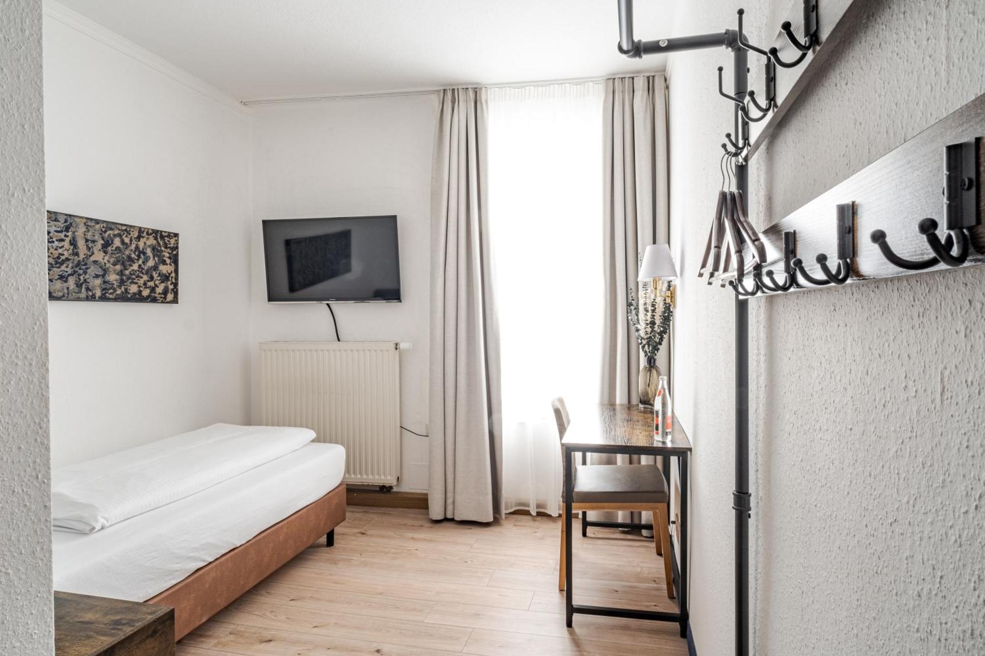 Hotel Goldener Hirsch カウフボイレン エクステリア 写真