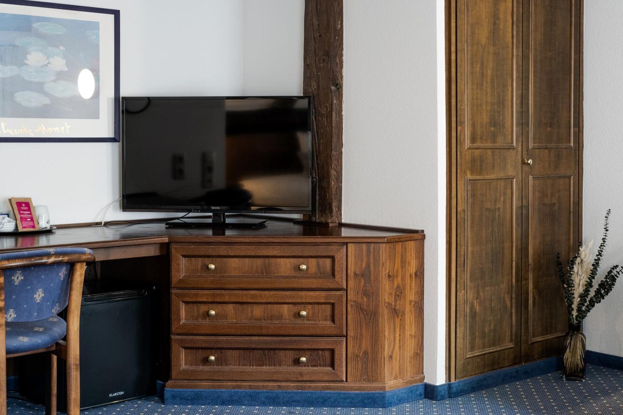 Hotel Goldener Hirsch カウフボイレン 部屋 写真